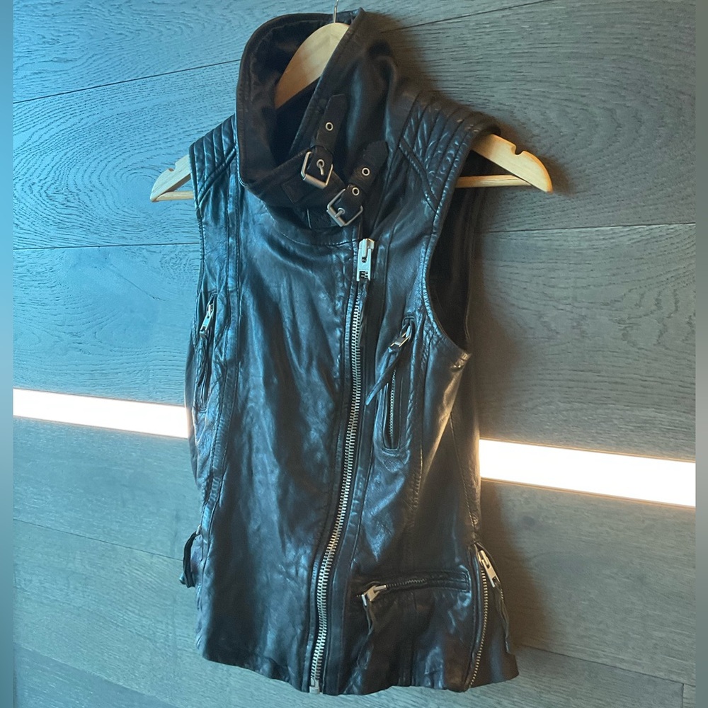 AllSaints Lamb Leather Biker Moto Jacket Sleeveless Vest Quilted Collar Vents - Picture 3 of 7